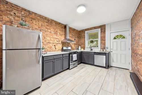 4706 Fowler St, PHILADELPHIA, PA, 19127-1002 | Card Image
