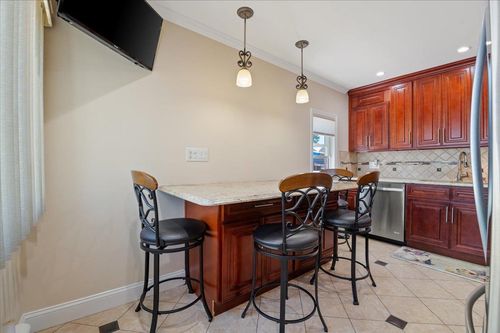 918 Clay St, Baldwin, NY, 11510-4406 | Card Image