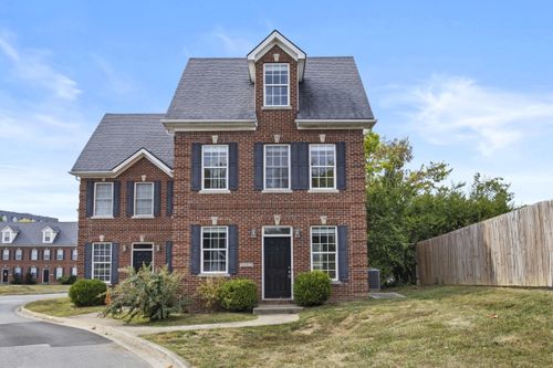 11102-209 Old Todds Rd, Lexington, KY, 40509-1648 | Card Image