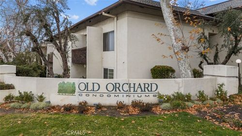 210-23515 Lyons Ave, Valencia, CA, 91355-3027 | Card Image
