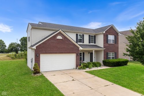 11851 Fawn Crest Dr, Indianapolis, IN, 46235-6144 | Card Image