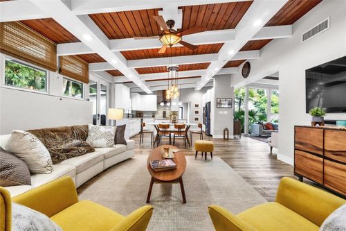 2008 Coral Gardens Dr, Wilton Manors, FL, 33306-1336 | Card Image