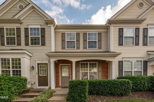 1732 Sorrell Brook Way, Raleigh, NC, 27609-5096 | Card Image