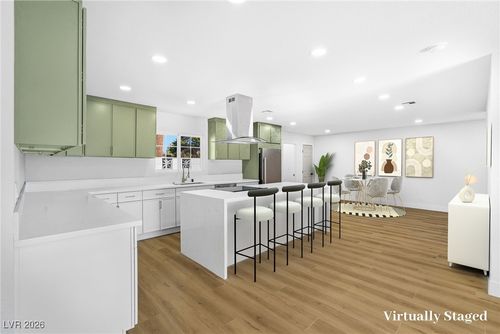 1555 Pawnee Dr, Las Vegas, NV, 89169-3170 | Card Image