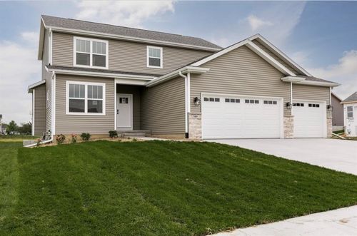 509 Grey Slate Dr, Cedar Rapids, IA, 52404-1249 | Card Image