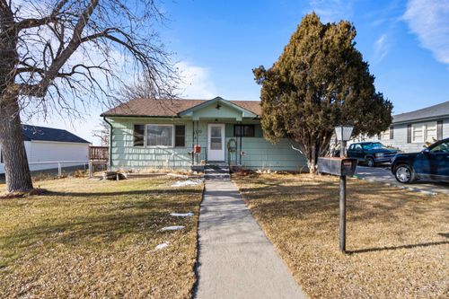 120 6th Ave, Newcastle, WY, 82701-2440 | Card Image