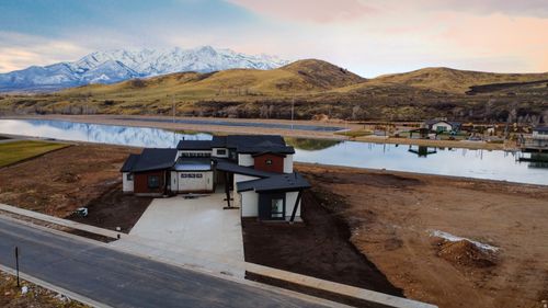 6615 N Lakeside Dr, Mountain Green, UT, 84050 | Card Image