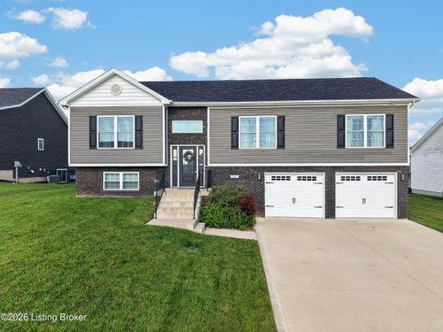 107 Seabiscuit Ct, Elizabethtown, KY, 42701-4423 | Card Image