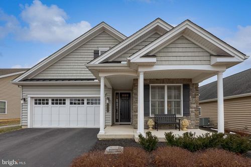 1032 Presidents Dr, LITITZ, PA, 17543-7327 | Card Image