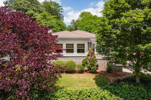 1016 Kentucky Ave Ne, Atlanta, GA, 30306-3534 | Card Image