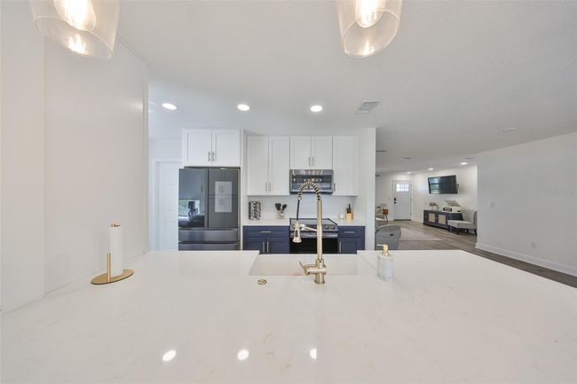 6333 Spanish Main Dr, House other with 2 bedrooms, 2 bathrooms and null parking in APOLLO BEACH FL | Image 18