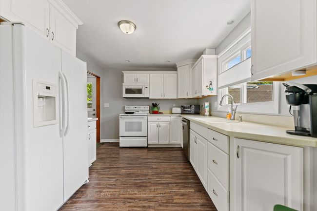 304 Hortense Dr, House other with 3 bedrooms, 2 bathrooms and 8 parking in Kirkland IL | Image 8