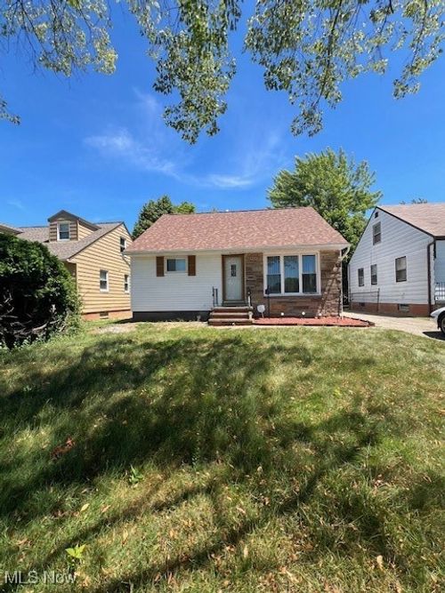 3905 Jo Ann Dr, Cleveland, OH, 44122-6440 | Card Image