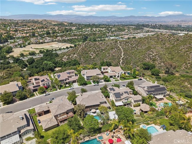 25422 Magnolia Ln, House other with 5 bedrooms, 5 bathrooms and 5 parking in Stevenson Ranch CA | Image 66