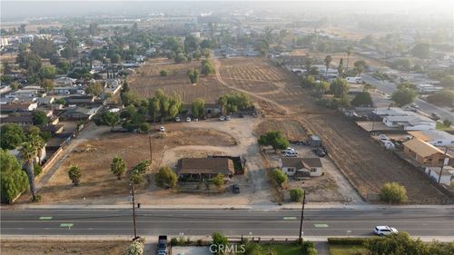 21796 Cottonwood Ave, Moreno Valley, CA, 92553-8089 | Card Image