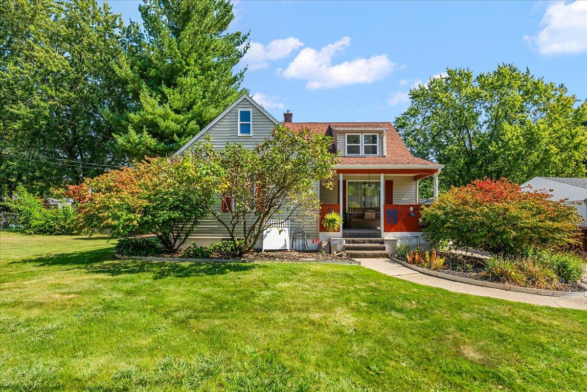Miramar Ave, Grand Rapids, MI 49525