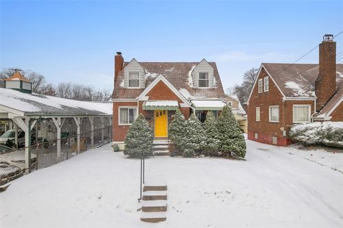 105 Delafield Rd, Aspinwall, PA, 15215-3203 | Card Image