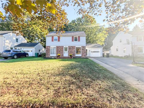 37 Montclair Dr, Irondequoit, NY, 14617-3101 | Card Image