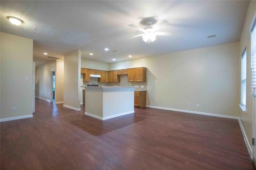apt-b-7824 Comal St, Houston, TX, 77051-1588 | Card Image