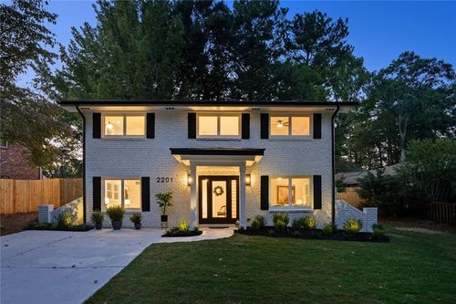 2201 Edgemore Dr Se, Atlanta, GA, 30316-2634 | Card Image