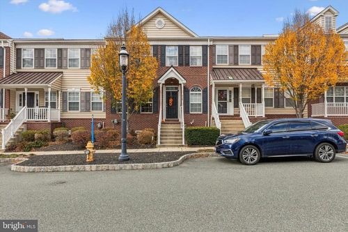 2128 Danville Dr, PENNSBURG, PA, 18073-1277 | Card Image