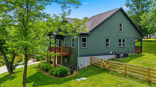 157 Lena Loop, Burns, TN, 37029-5266 | Card Image