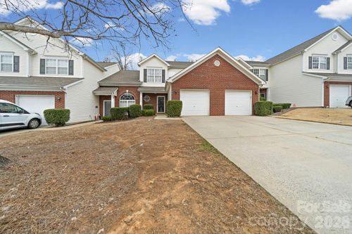12429 Stratfield Place Cir, Pineville, NC, 28134-6329 | Card Image