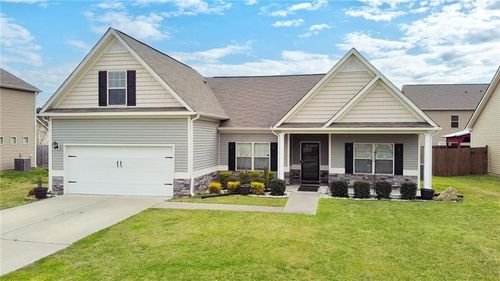 300 Heritage Dr, Calhoun, GA, 30701-8862 | Card Image