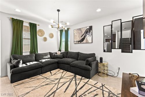 4057 Pioneer Ridge Ct, Las Vegas, NV, 89115-8207 | Card Image