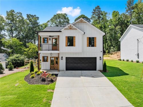 172 Llewellyn St, CLARKESVILLE, GA, 30523-5737 | Card Image