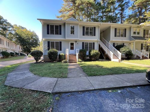 apt-43-121 Westview Dr, Carrboro, NC, 27510-1523 | Card Image