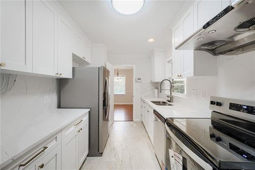 1278 Fairhill Ln Ne, brookhaven, GA, 30319-3819 | Card Image