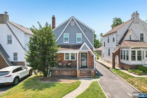 17 Berkeley Ave, Belleville, NJ, 07109-1469 | Card Image