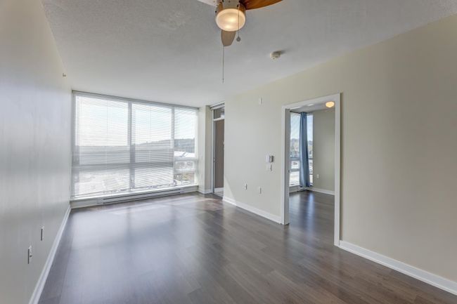 806 - 2975 Atlantic Avenue, Condo with 1 bedrooms, 1 bathrooms and 1 parking in Coquitlam BC | Image 4