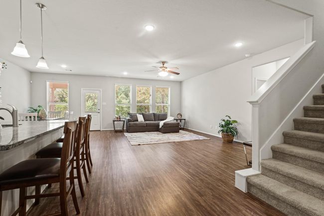 715 Red Elm Ln, House other with 4 bedrooms, 3 bathrooms and 2 parking in Conroe TX | Image 6