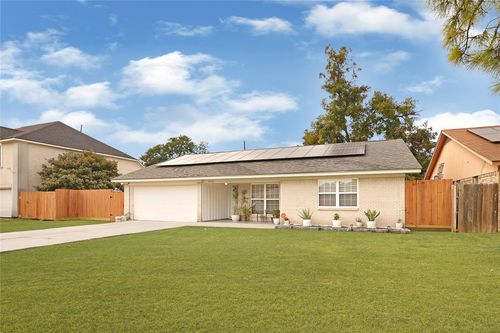 2016 S Houston Rd, Pasadena, TX, 77502-3340 | Card Image