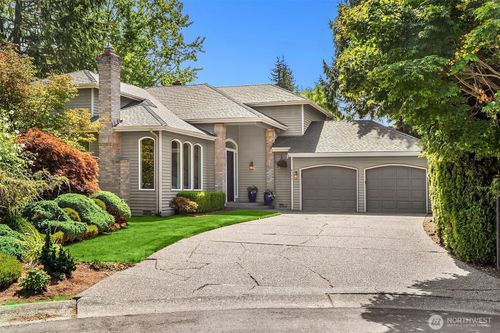8504 199th Pl Sw, Edmonds, WA, 98026-6337 | Card Image