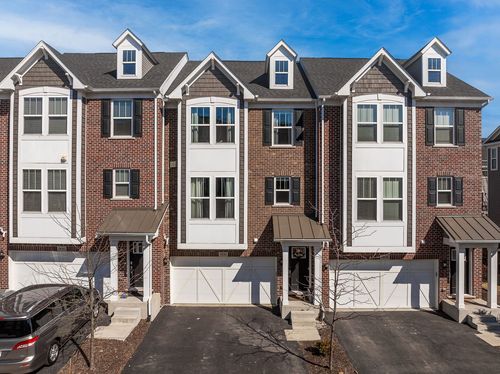 906 Coletta Cir, Naperville, IL, 60563-3615 | Card Image