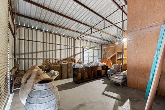 150 Huenefeld Ln, Home with 2 bedrooms, 3 bathrooms and 1 parking in Round Top TX | Image 26