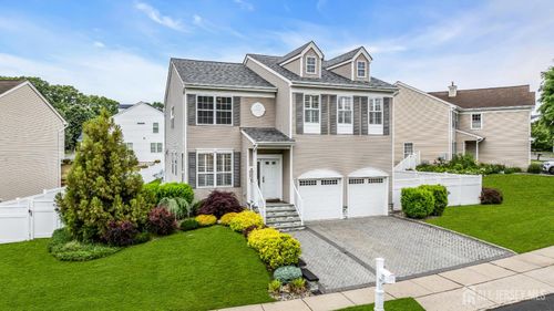37 Berkshire Way, East Brunswick, NJ, 08816 | Card Image