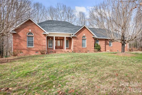 2241 Cordia Cir, Newton, NC, 28658-8296 | Card Image