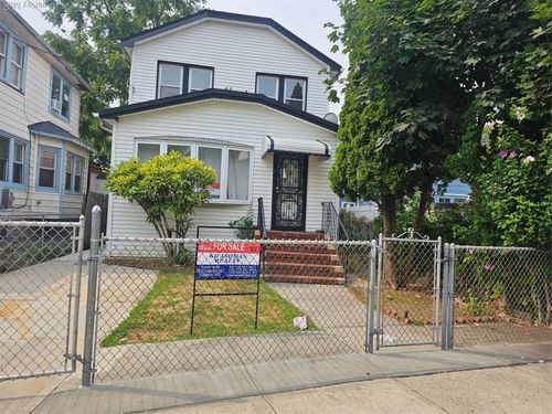 182 141st Ave, Springfield Gardens, NY, 11413-3003 | Card Image
