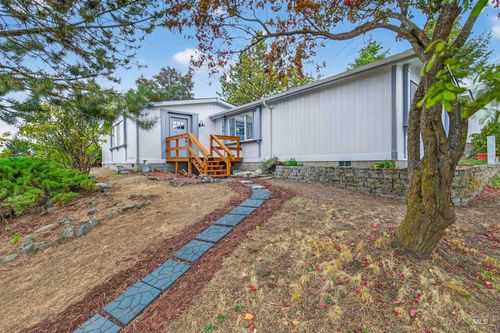 128 E Persimmon St, Genesee, ID, 83832-8703 | Card Image