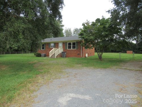 2386 Gaston Webbs Chapel Rd, Lincolnton, NC, 28092-6987 | Card Image