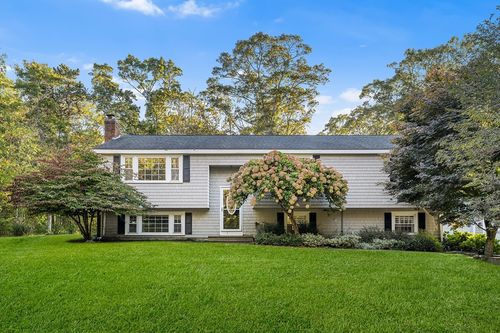 9 Bramble Bush Dr, Forestdale, MA, 02644-1015 | Card Image