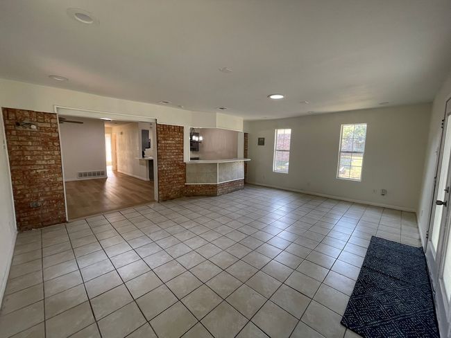 512 Andenwood Ct, House other with 3 bedrooms, 2 bathrooms and null parking in Everman TX | Image 17