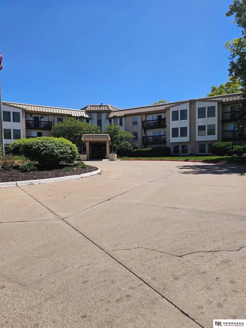 117b-4000 S 56th Street, Lincoln, NE, 68506 | Card Image