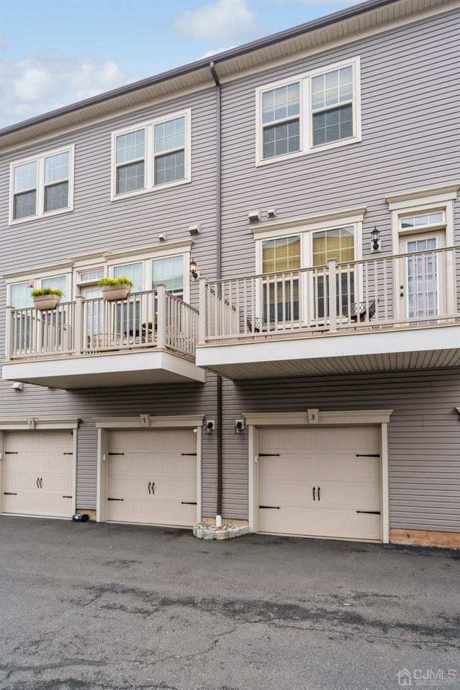 5 Robeson St, Townhouse with 2 bedrooms, 3 bathrooms and null parking in Somerville NJ | Image 33