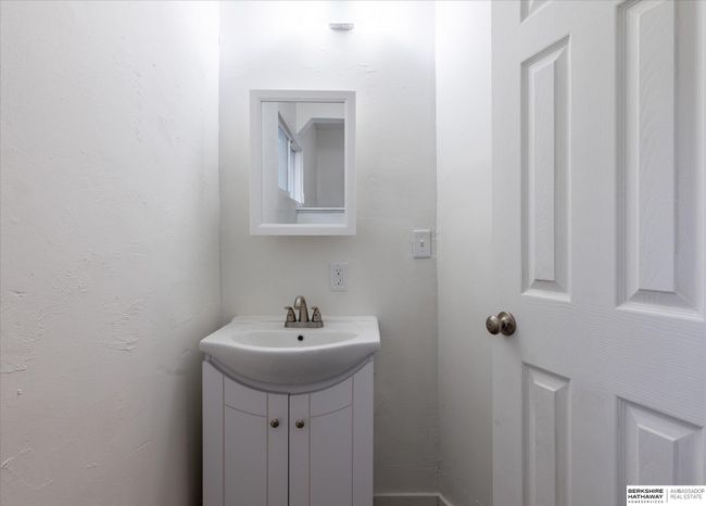 122 E Angle Ave, House other with 4 bedrooms, 2 bathrooms and 1 parking in Council Bluffs IA | Image 11