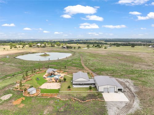 1011 County Road 322, Valley View, TX, 76272-3335 | Card Image